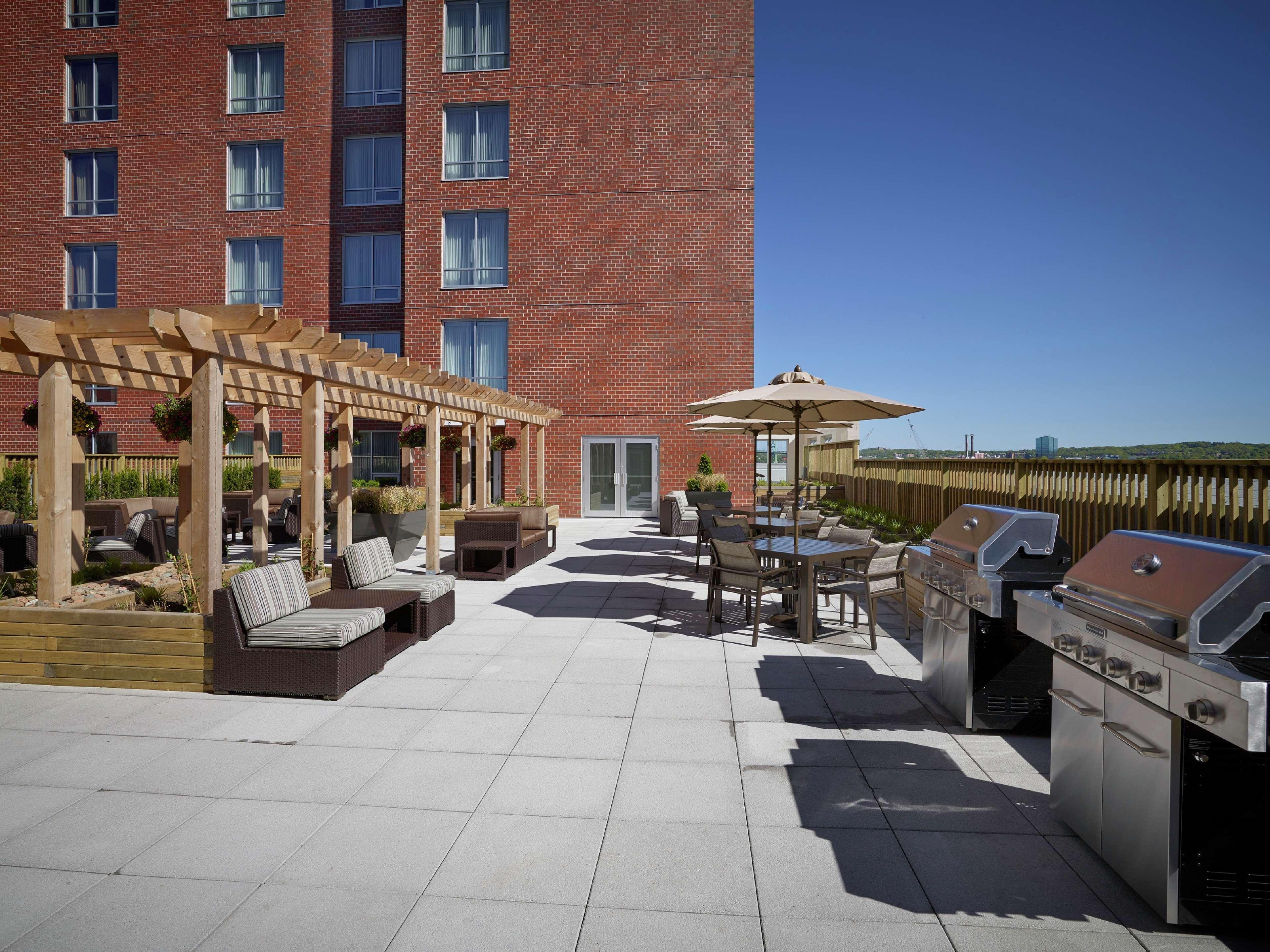 Homewood Suites By Hilton Halifax - Downtown Exterior photo